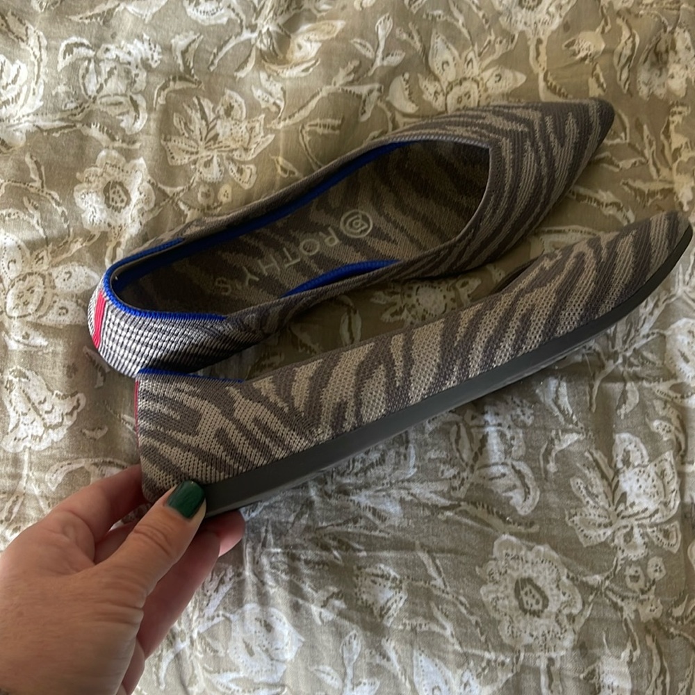 Rothys point shoes - size 7